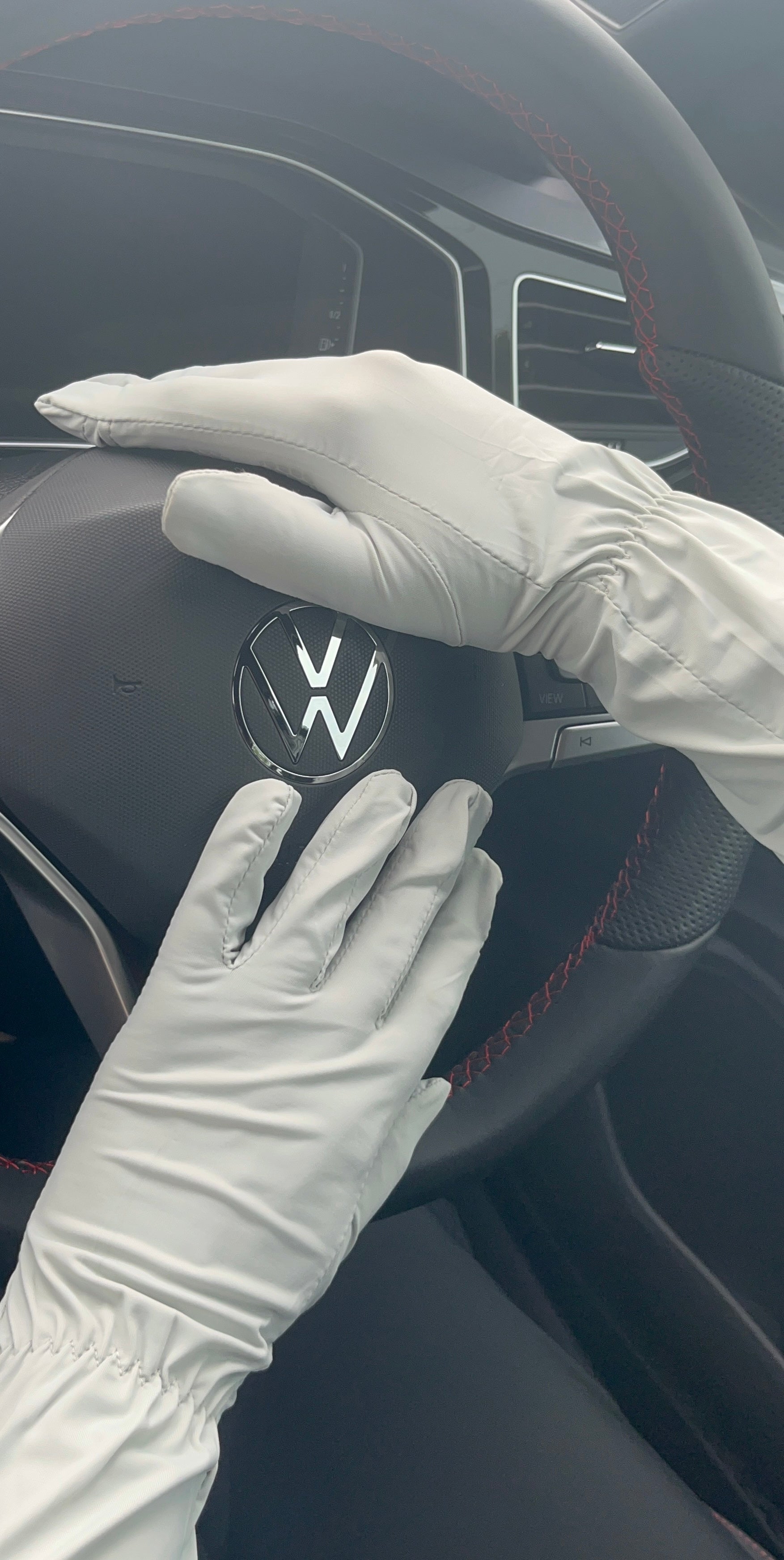 Sunshield Driving Gloves