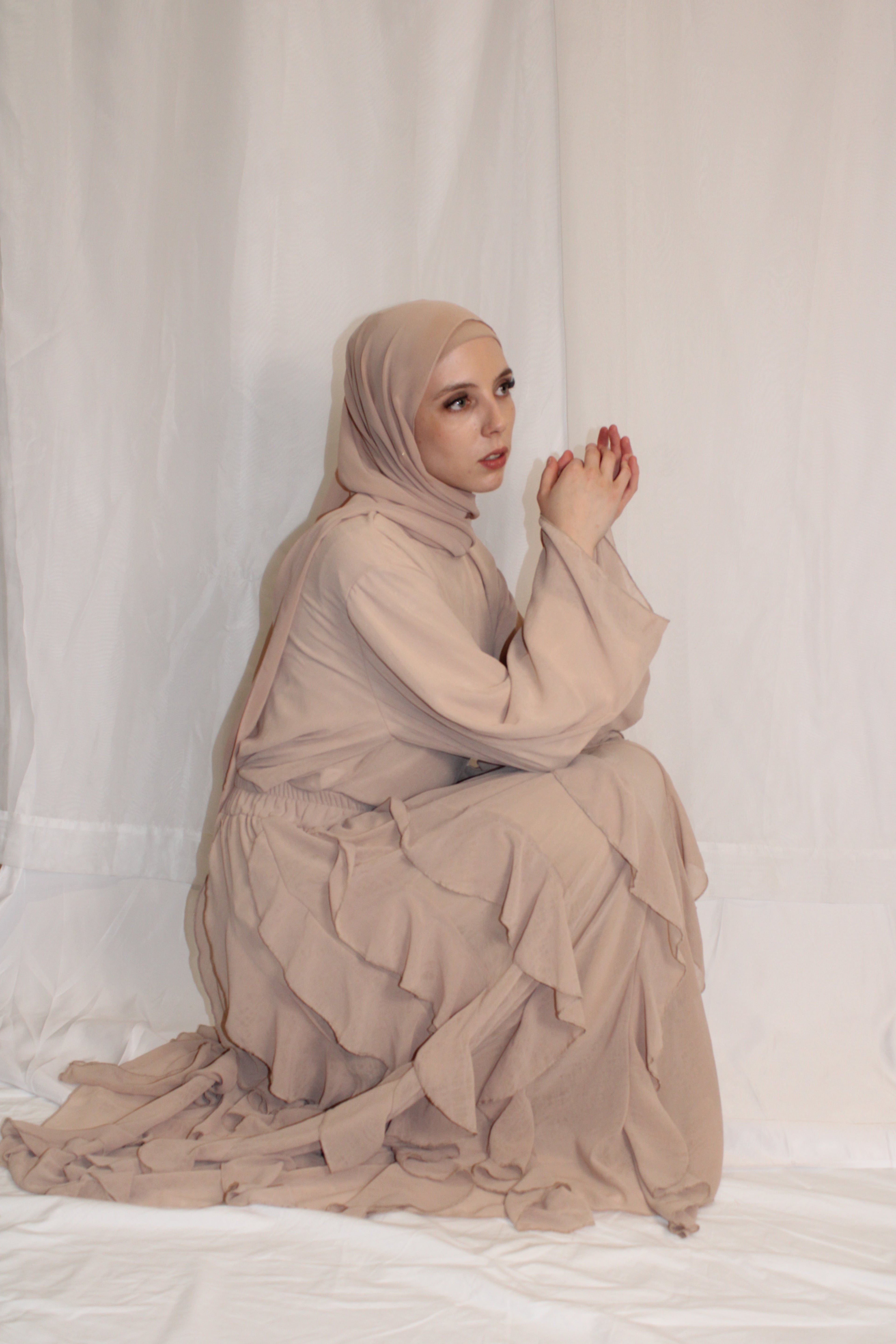 Flowy Ruffle Skirt & Oversized Top Set (beige)