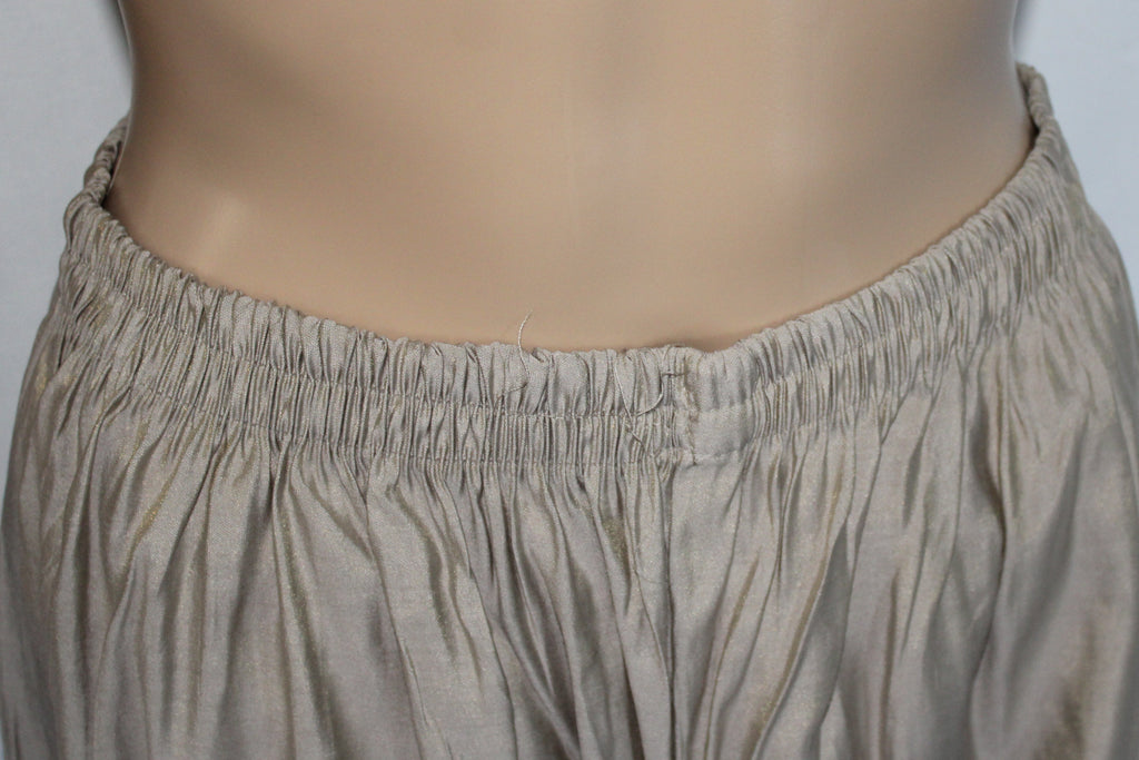 Golden Leaf Subtle Embroidered Set
